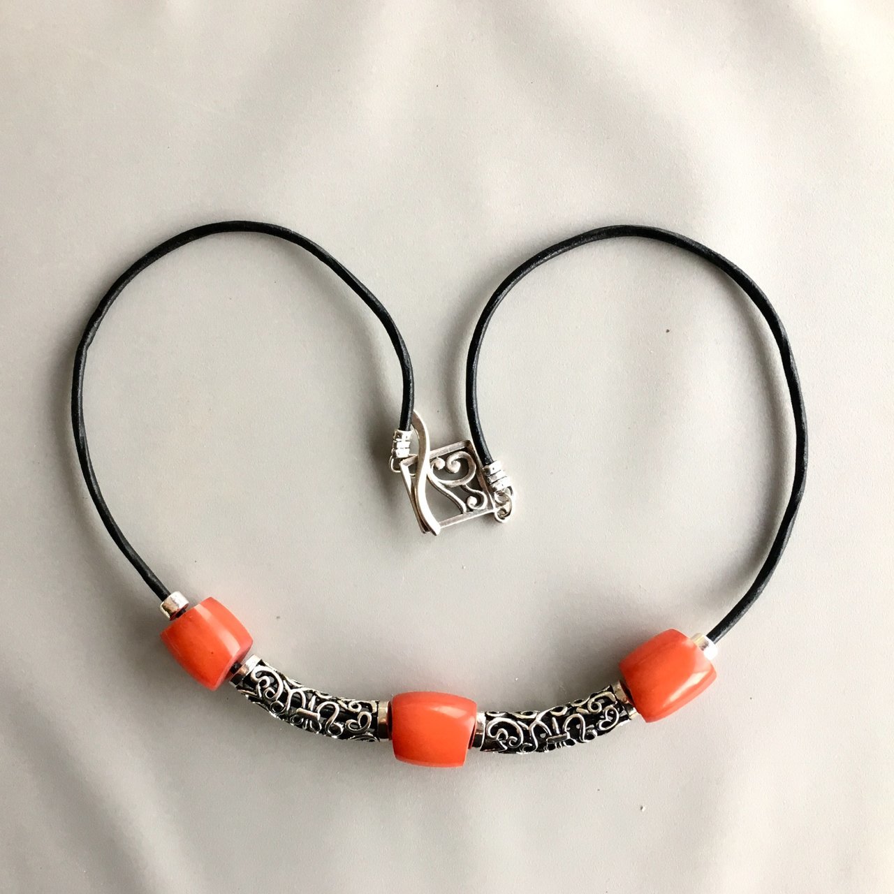African Copal Trade Bead &amp; Silver Necklace - Leather
