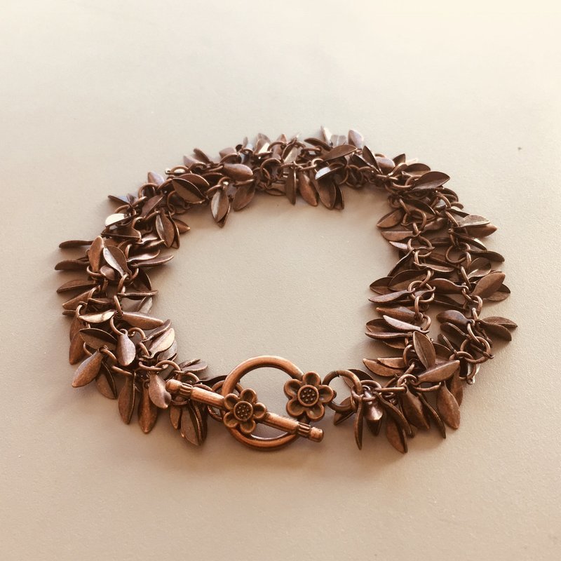 Antique Copper Small Leaf Bracelet w/Flower Clasp (Double)