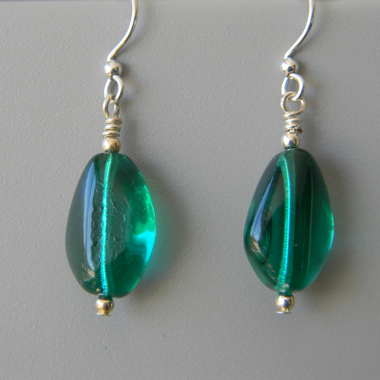 Kelly Green Medium Faceted Glass Earrings/Silver