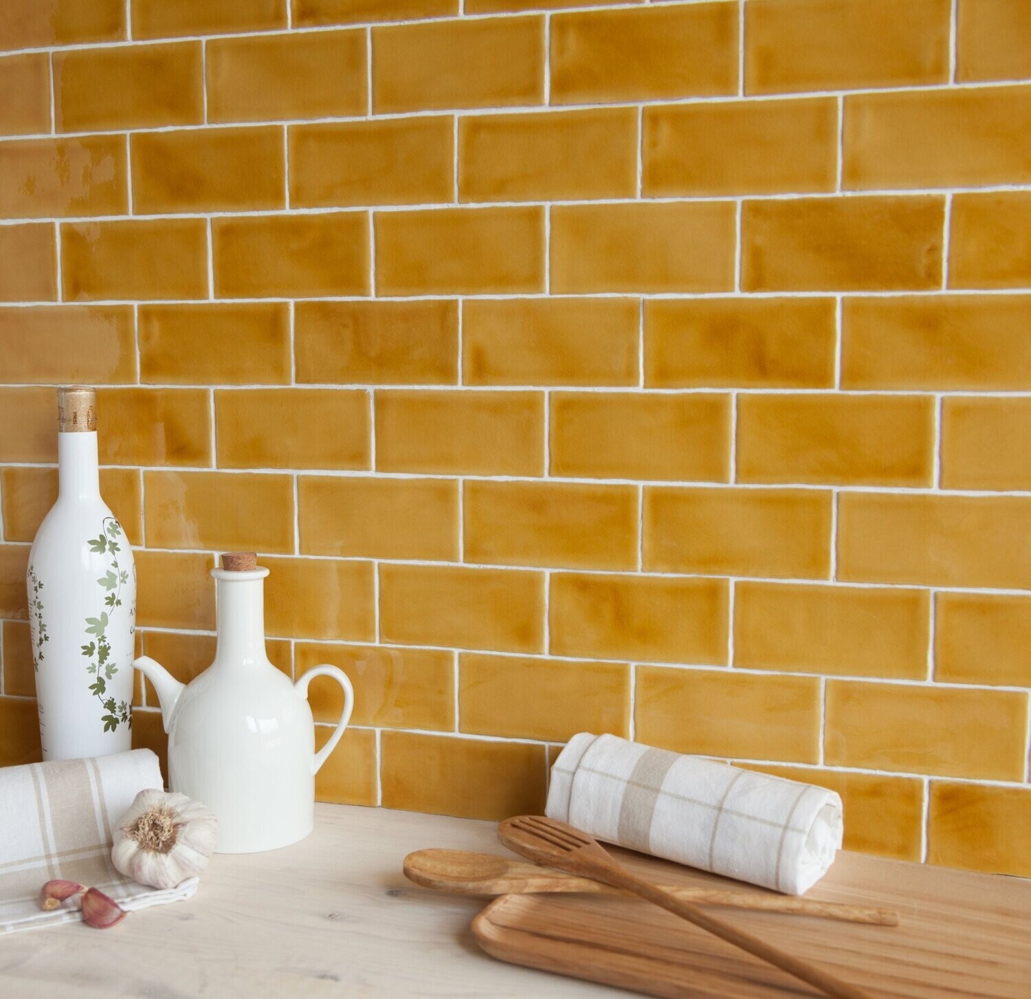 Faro Mustard Craquel Gloss 130x65