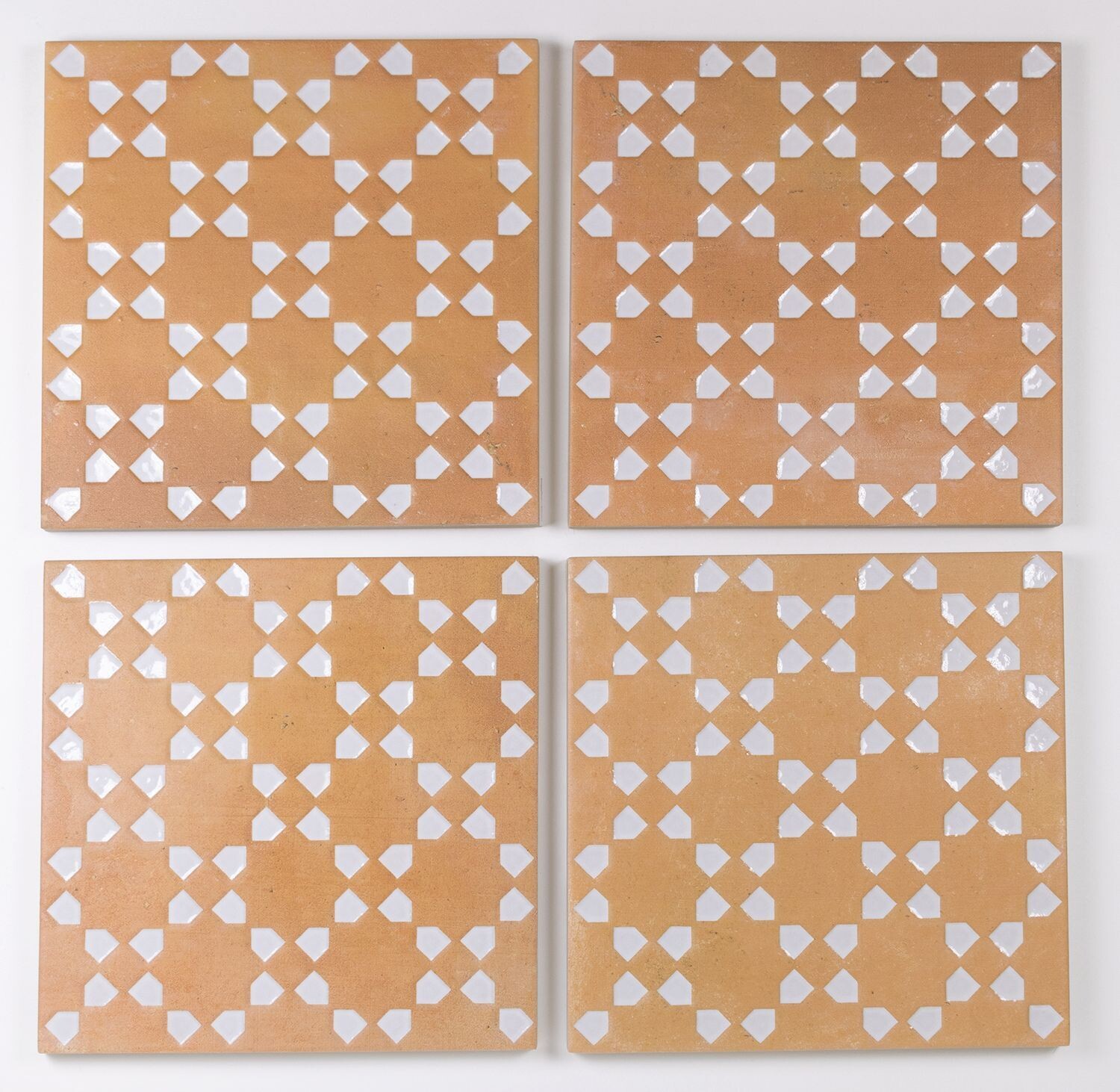 Morocco Decor White Matt R10/Gloss PTV36+