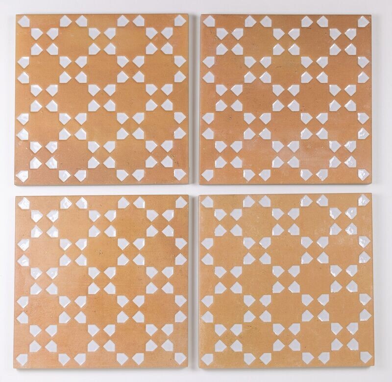 Morocco Decor White Matt R10/Gloss PTV36+