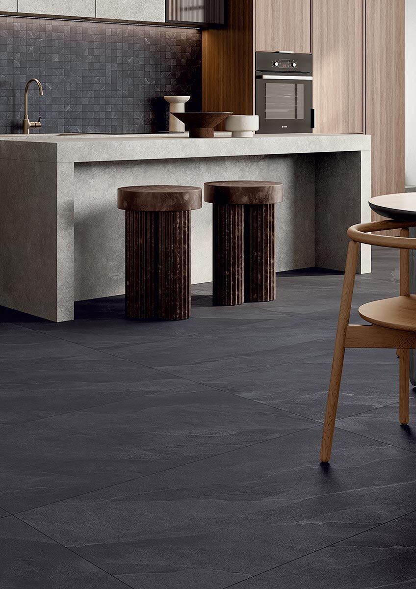 Ardesia Black Matt R10 PTV36+