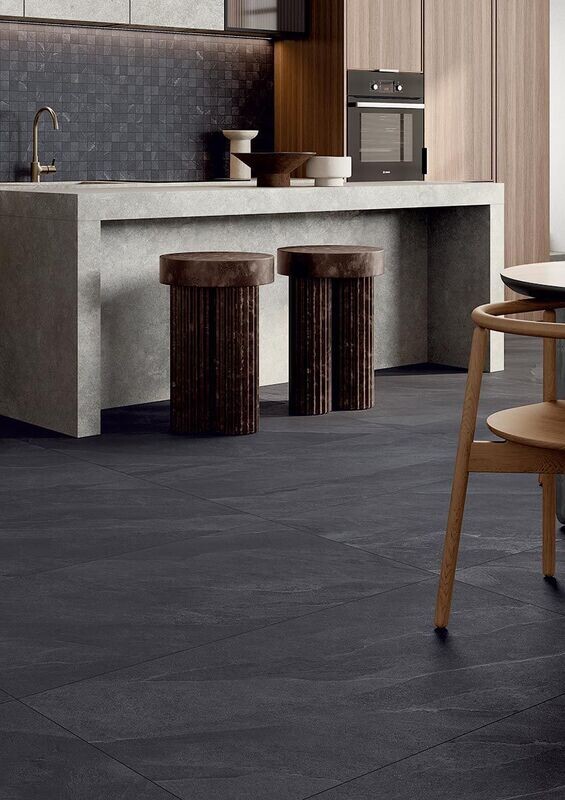 Ardesia Black Matt R10 PTV36+