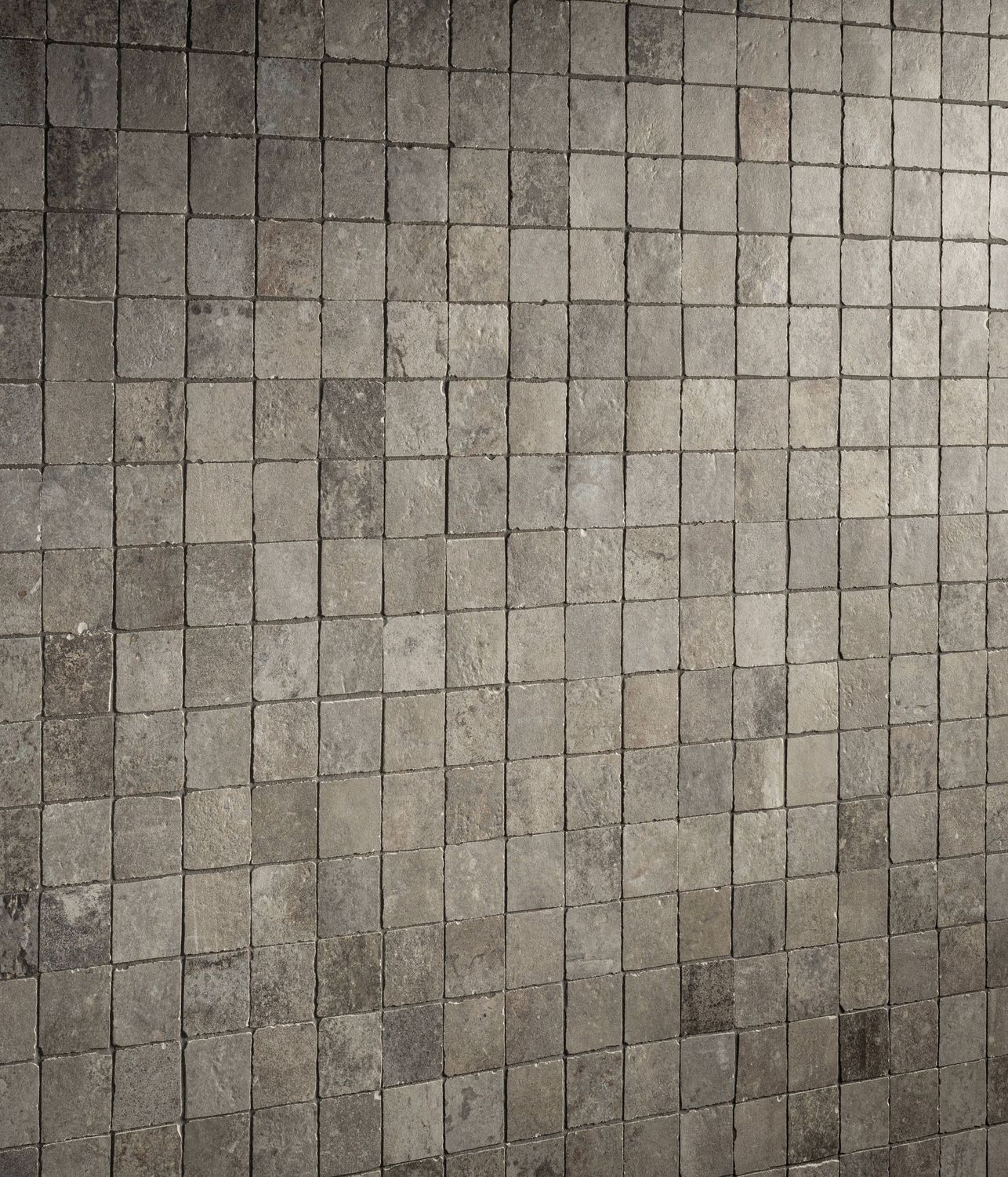 Bourgogne Antique Taupe Straight Matt R10 PTV36+