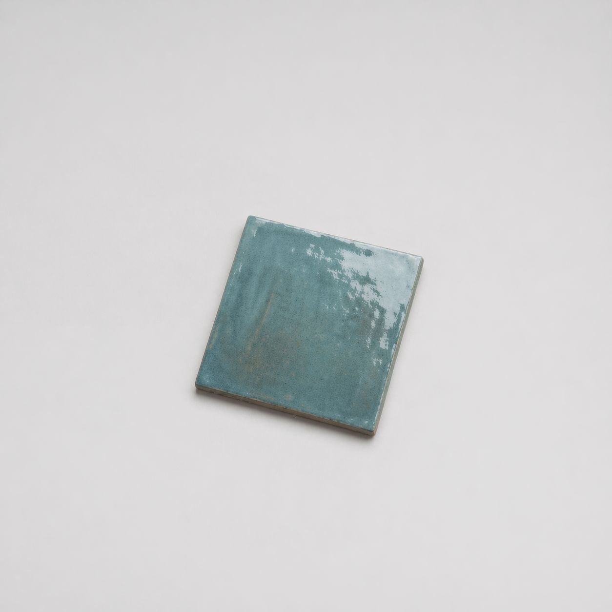 Lyon Aqua Gloss 100x100