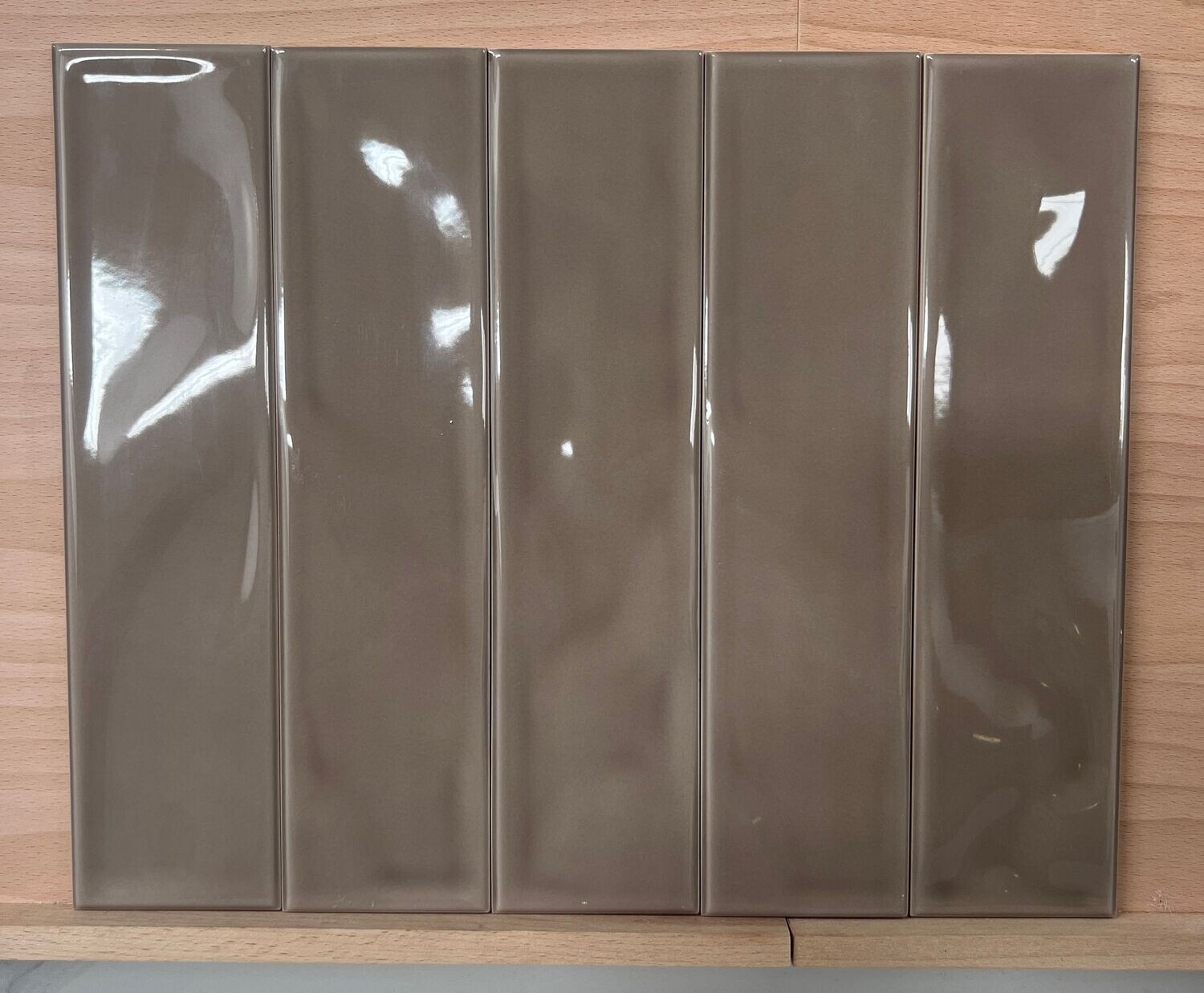 Cambridge Taupe 300x75 Gloss Cambridge Taupe 300x75 Gloss