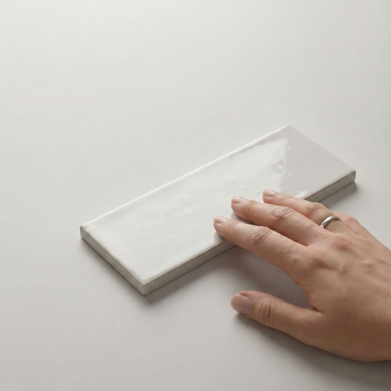 Lyon White Gloss 200x65