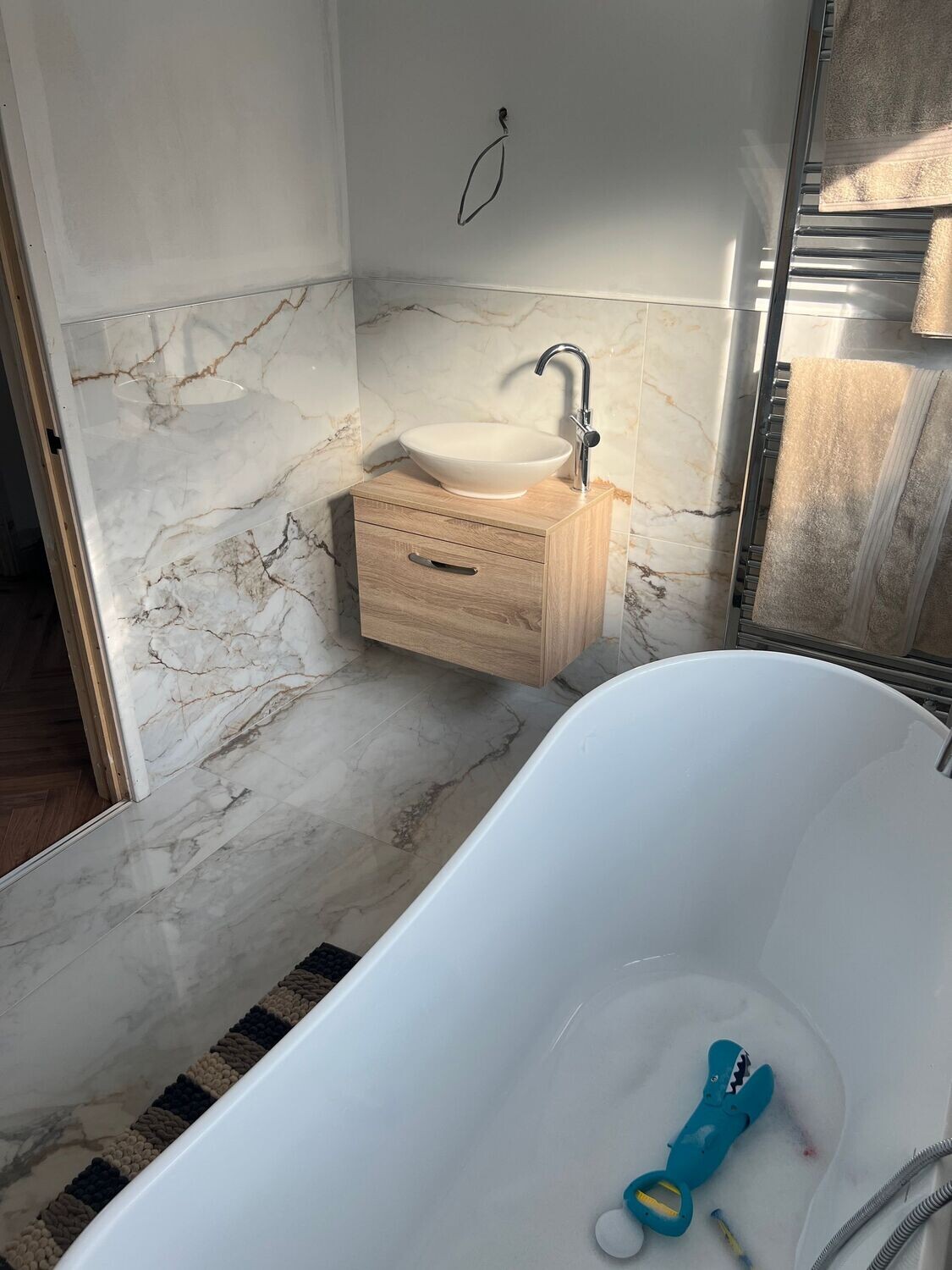 Cuarzo Gold Polished