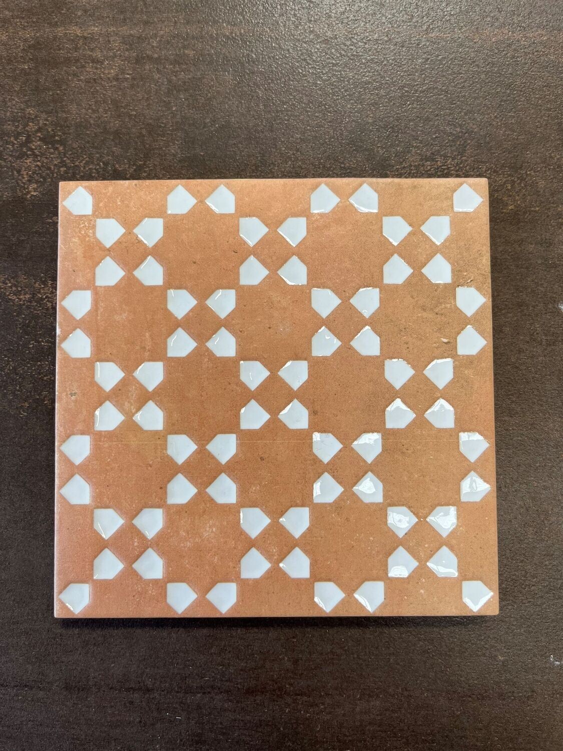 Morocco Decor White Matt R10/Gloss PTV36+