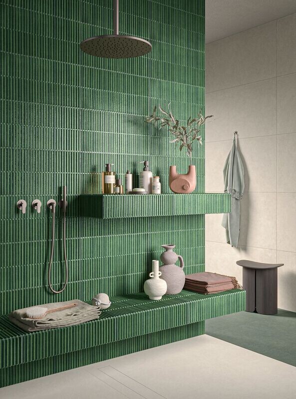 Kit Kat Mix & Match Green Stripe Gloss