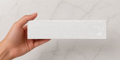 Faith White Gloss