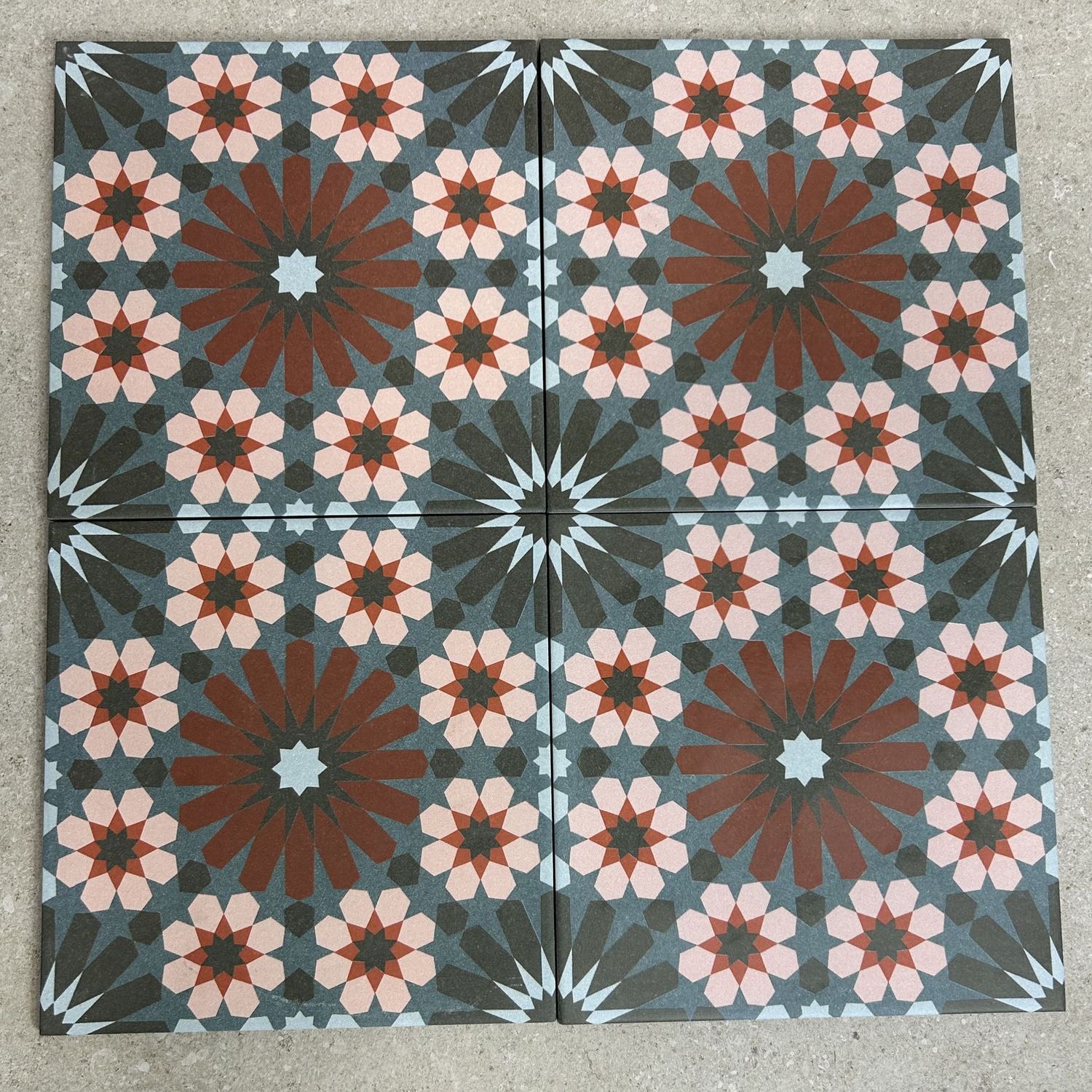 KALEIDOSCOPE ROSSO & GRIS KALEIDOSCOPE ROSSO & GRIS