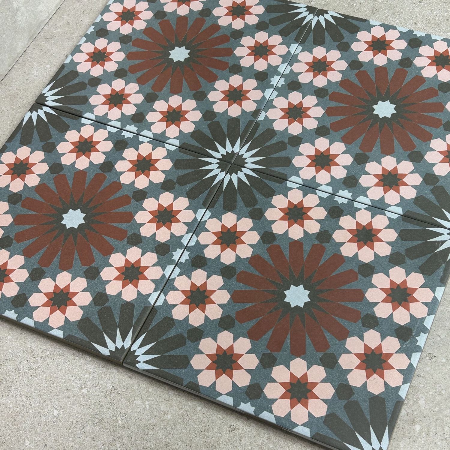 KALEIDOSCOPE ROSSO & GRIS KALEIDOSCOPE ROSSO & GRIS