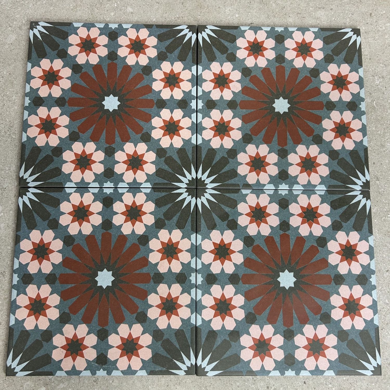 KALEIDOSCOPE ROSSO & GRIS KALEIDOSCOPE ROSSO & GRIS