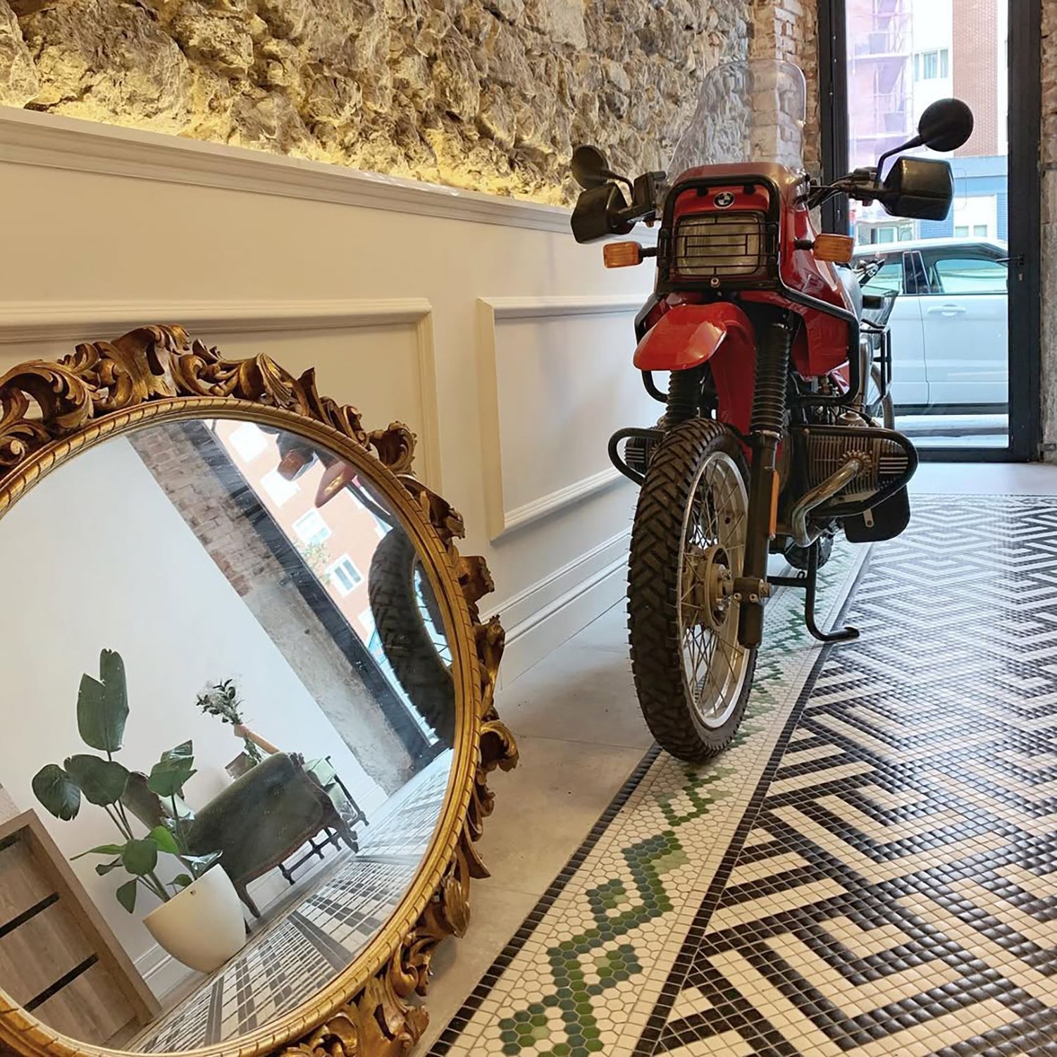 Mosaic Studio 101 Gloss