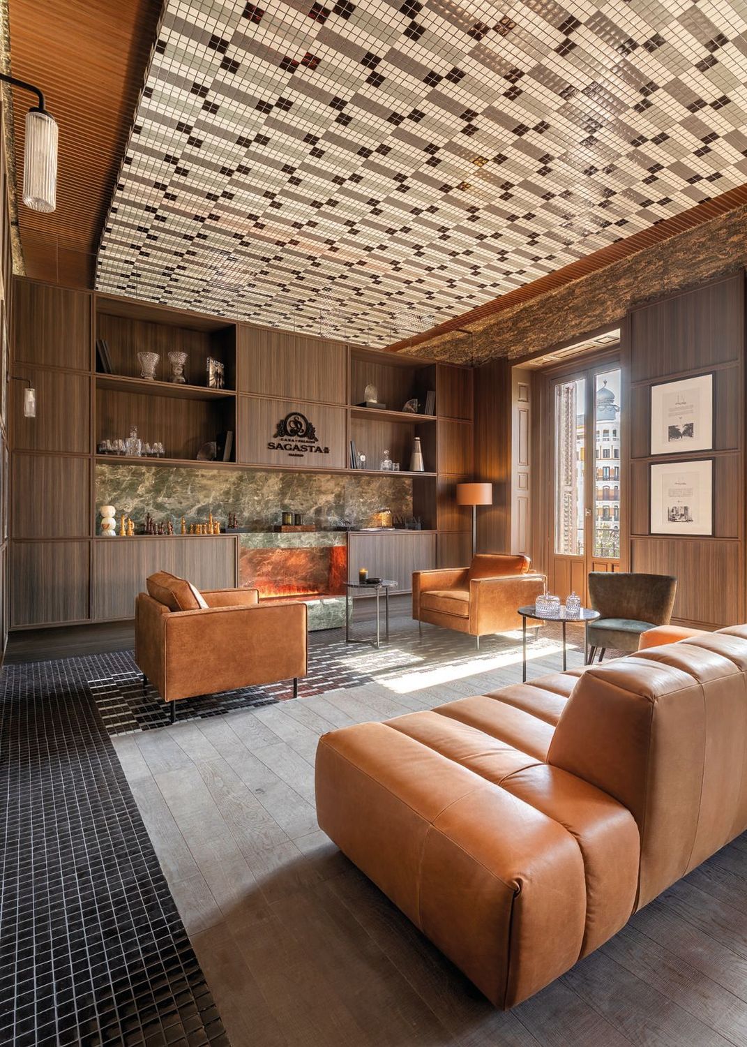 Mosaic Studio 101 Gloss