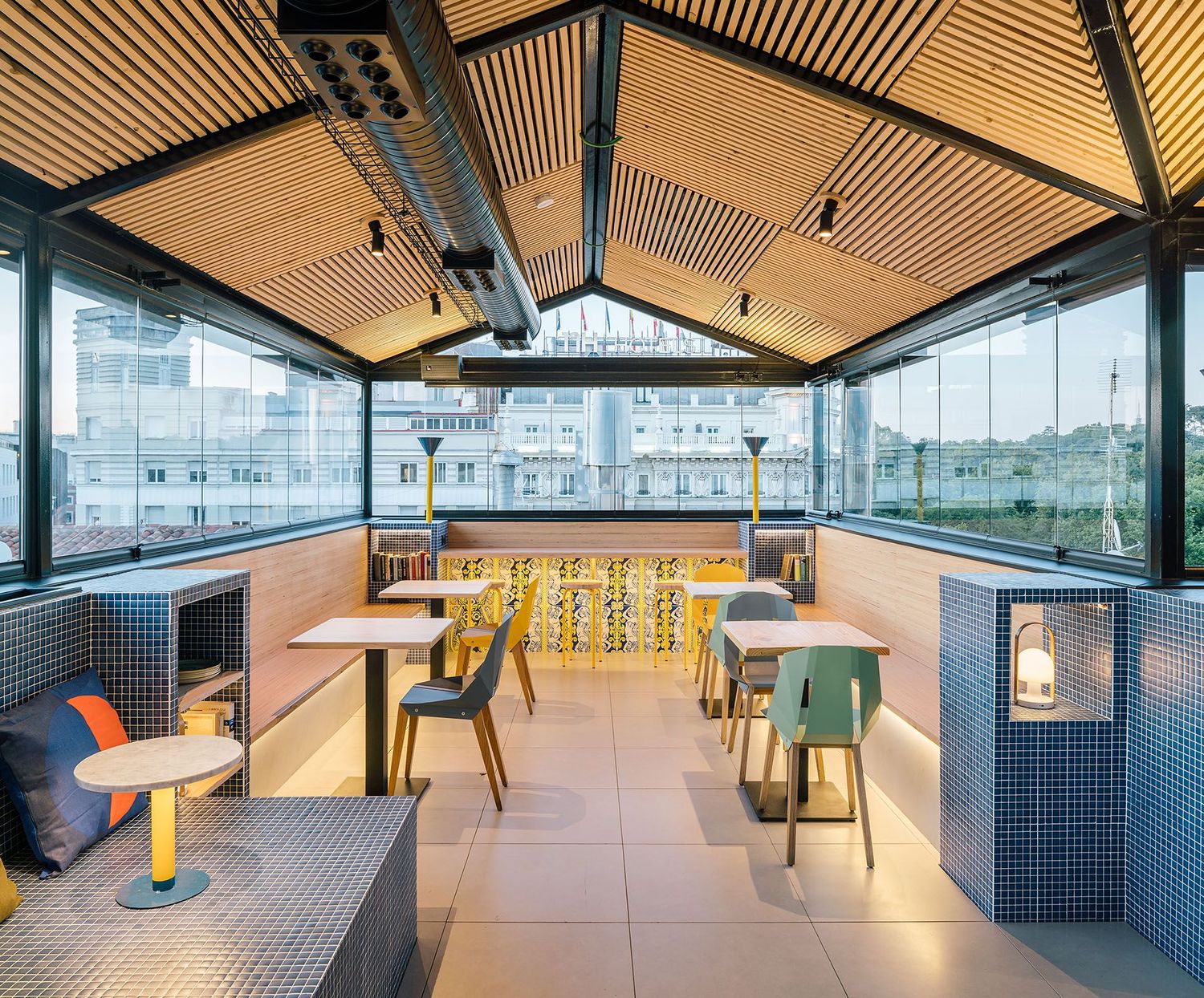 Mosaic Studio 318 Gloss