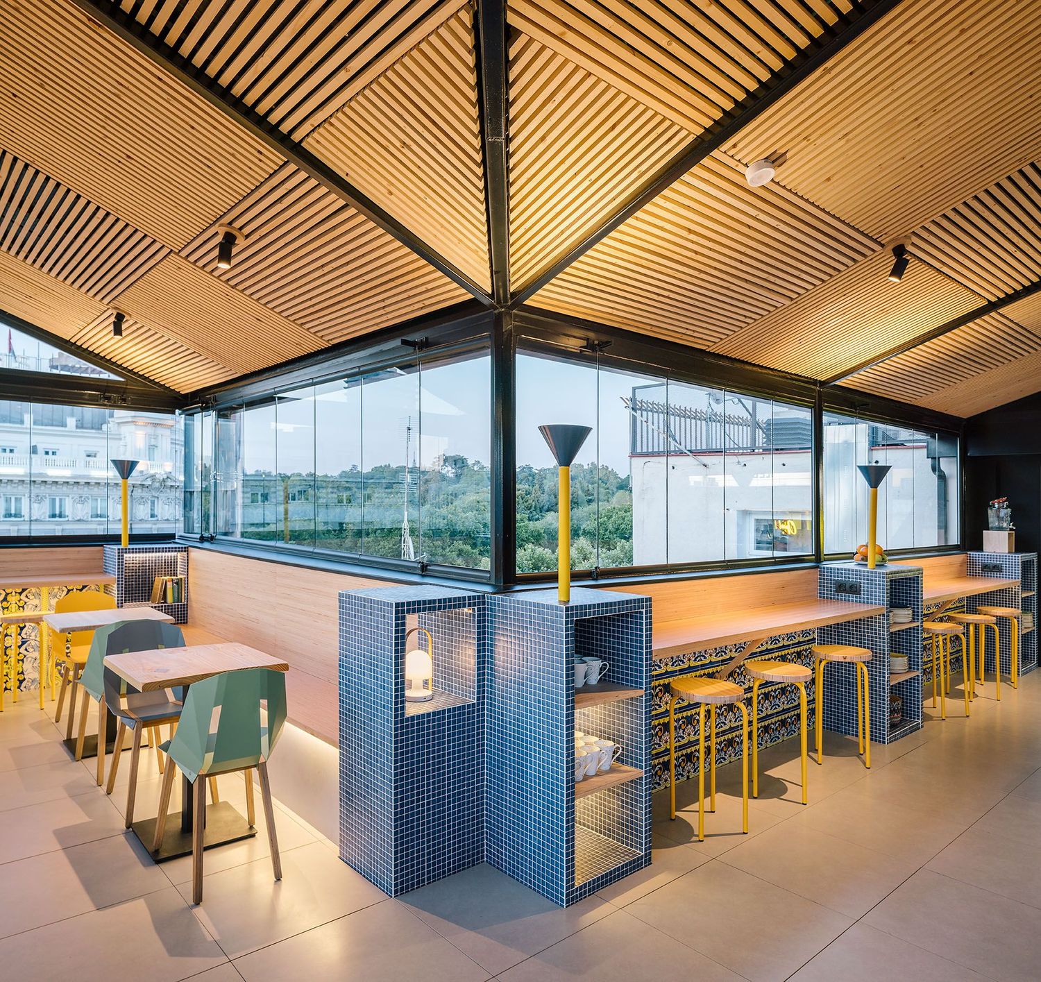 Mosaic Studio 318 Gloss