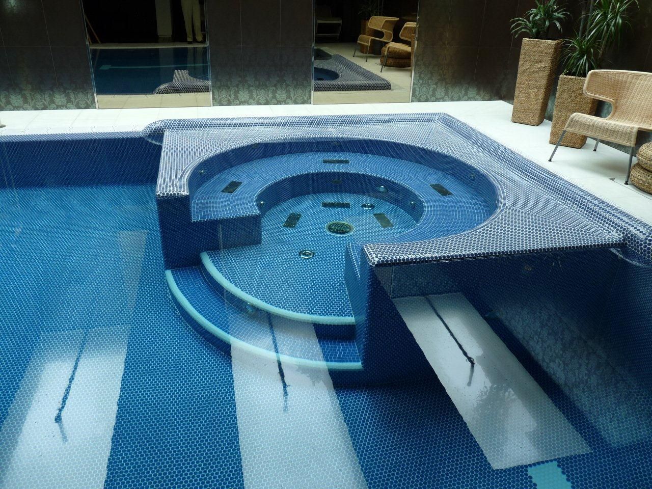 Mosaic Studio 240 Gloss