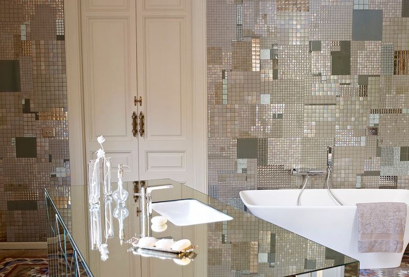 Mosaic Metallic 705  Matt PTV36+ G3