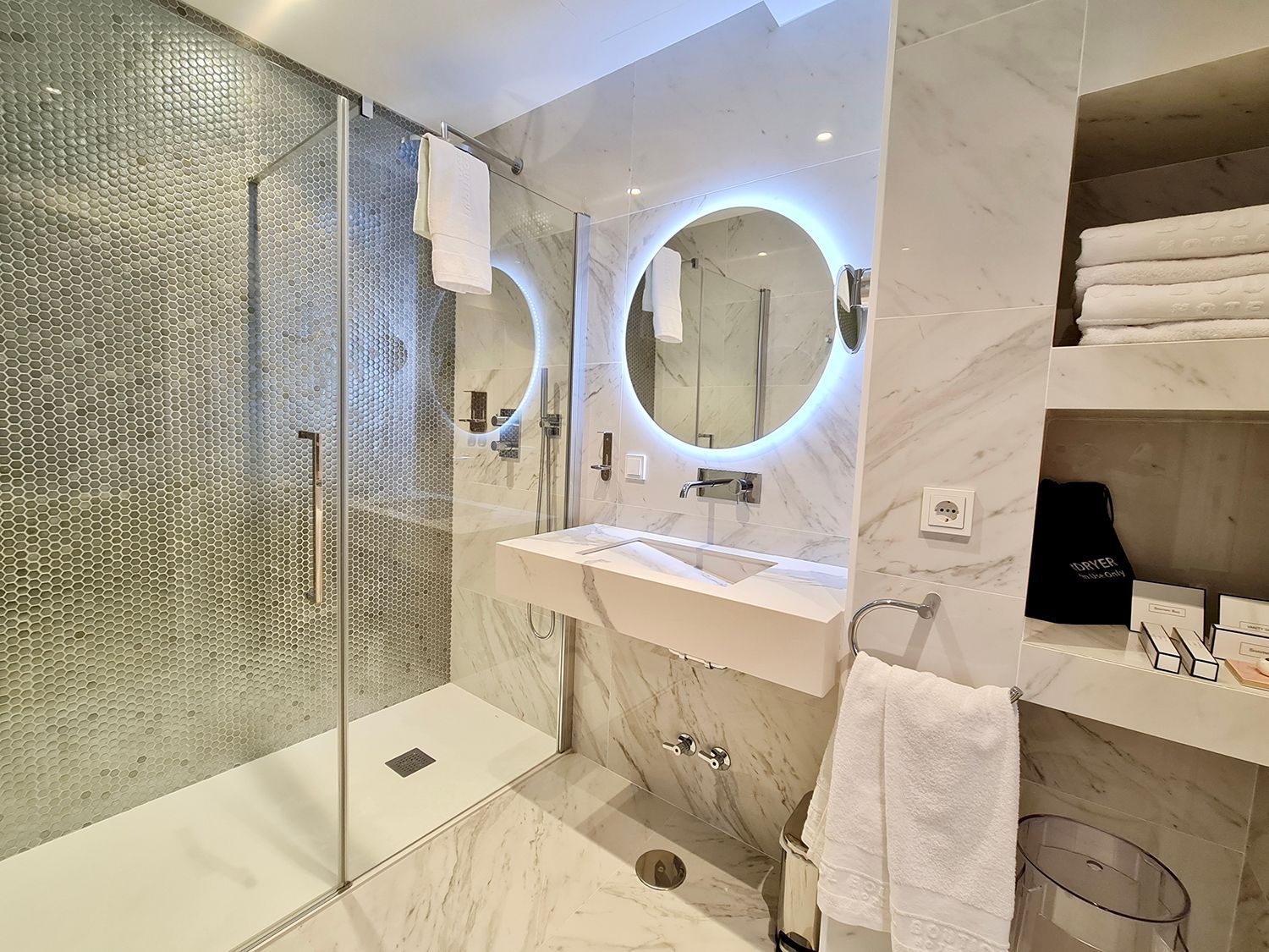 Mosaic Metallic 706 Matt PTV36+ G3