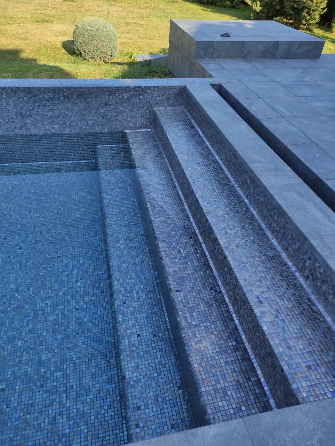 Mosaic Pool Elba Gloss