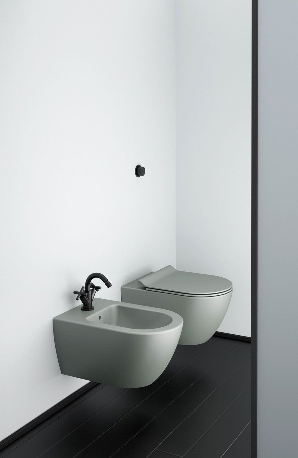 Pearla WC Wall Mounted
