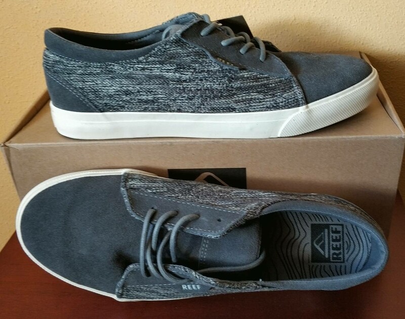 Zapatillas REEF.