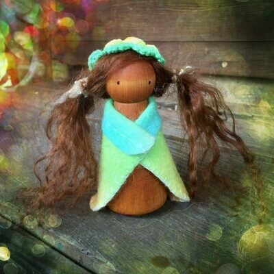 Auntytreenie - Handmade Wooden Peg Dolls ( Small World Play)