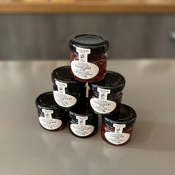 Rosebud Miniature Jams (28g)