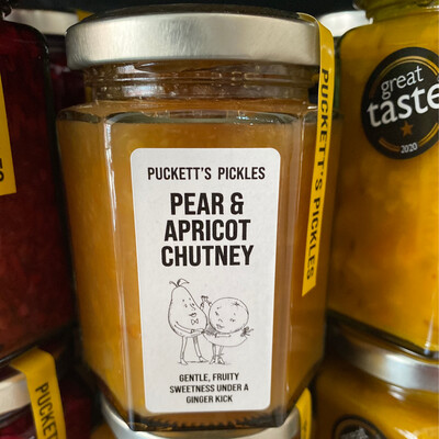 Pucketts Pickles Pear & Apricot Chutney