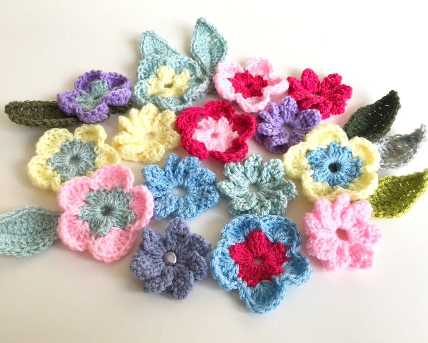 Crochet Flowers and Leaves, Saturday 11th December 10.30-13.00pm