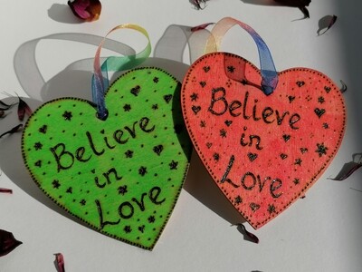 Glittery Wooden Heart 'Believe in Love' ~ FREE UK P&P
