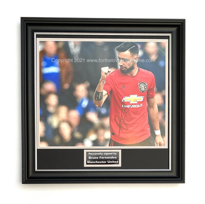 Bruno Fernandes Stunning Hand Signed Luxury Framed Manchester United Football Soccer Photo Display