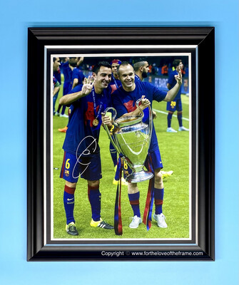 Xavi Official Hand Signed FC Barcelona UEFA Champions League Photo in Handmade Bespoke Wooden Display & Certificates of Authenticity