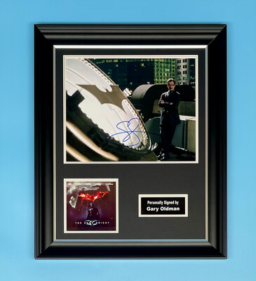 Gary Oldman Signed Photo In Luxury Handmade Wooden Frame & AFTAL Member Certificate Of Authenticity Autograph Movie Film TV Memorabilia Batman The Dark Knight Poster