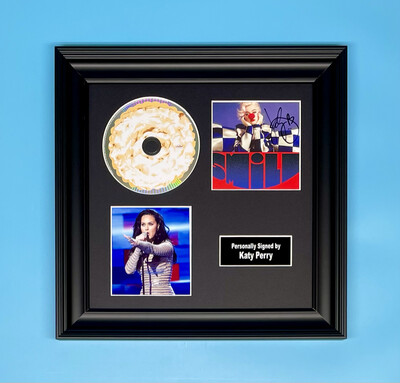 Katy Perry Signed Smile Album Cover & CD In Luxury Handmade Wooden Frame & AFTAL Member Certificate Of Authenticity Autograph Pop Music Memorabilia Poster Photo Katy Perry Signed Smile Album Cover & CD In Luxury Handmade Wooden Frame & AFTAL Member Certificate Of Authenticity Autograph Pop Music Memorabilia Poster Photo