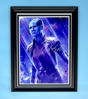 Karen Gillan Signed Photo In Luxury Handmade Wooden Frame & AFTAL Member Certificate Of Authenticity Autograph Movie Film TV Memorabilia Guardians Of The Galaxy Poster Nebula