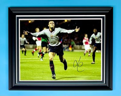 Luis Enrique Signed Photo In Luxury Handmade Wooden Frame & AFTAL Member Certificate Of Authenticity Autograph Football Soccer Memorabilia Barcelona Poster
