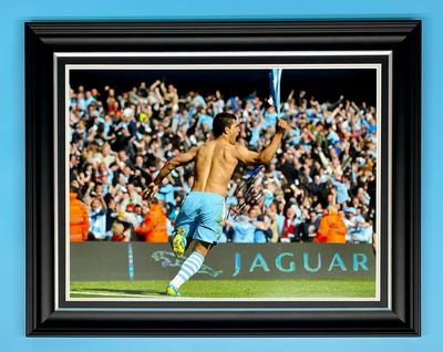 Sergio Aguero Signed Photo In Luxury Handmade Wooden Frame & AFTAL Member Certificate Of Authenticity Autograph Football Soccer Memorabilia Manchester City Poster