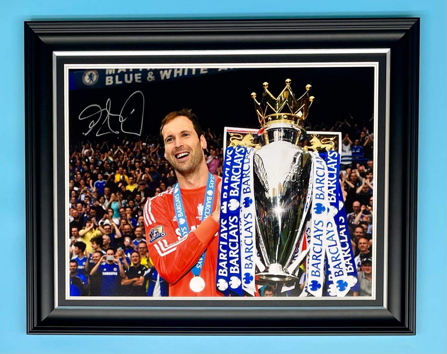 Petr Cech Signed Photo In Luxury Handmade Wooden Frame & AFTAL Member Certificate Of Authenticity Autograph Football Soccer Memorabilia Chelsea Poster