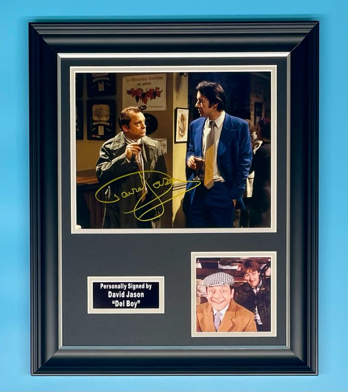 David Jason Signed Photo In Luxury Handmade Wooden Frame & AFTAL Member Certificate Of Authenticity Autograph Movie Film TV Memorabilia Only Fools And Horses Poster Del Boy