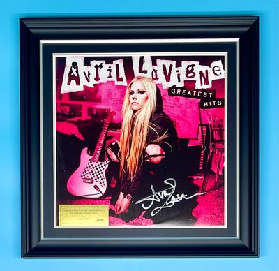 Avril Lavigne Signed Photo In Luxury Handmade Wooden Frame & AFTAL Member Certificate Of Authenticity Autograph Music Memorabilia Greatest Hits Limited Edition Vinyl Poster
