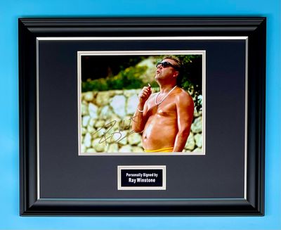 Ray Winstone Signed Photo In Luxury Handmade Wooden Frame & AFTAL Member Certificate Of Authenticity Autograph Movie Film TV Memorabilia Sexy Beast Poster