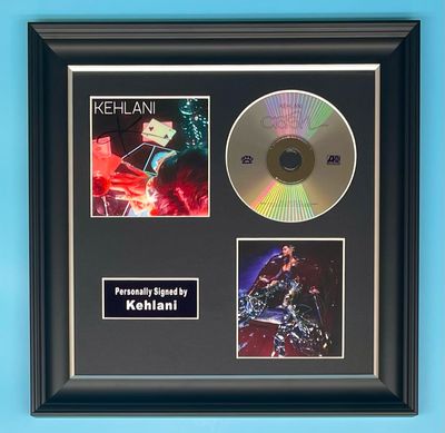 Kehlani Signed Photo & CD In Luxury Handmade Wooden Frame & AFTAL Member Certificate Of Authenticity Music Memorabilia Autograph Crash Poster Kehlani Signed Photo & CD In Luxury Handmade Wooden Frame & AFTAL Member Certificate Of Authenticity Music Memorabilia Autograph Crash Poster