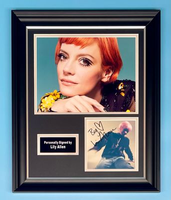 Lily Allen Signed Photo In Luxury Handmade Wooden Frame & AFTAL Member Certificate Of Authenticity Music Memorabilia Autograph No Shame Poster