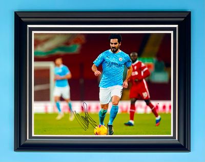Ilkay Gundogan Signed Photo In Luxury Handmade Wooden Frame & AFTAL Member Certificate Of Authenticity Football Soccer Memorabilia Autograph Manchester City Poster