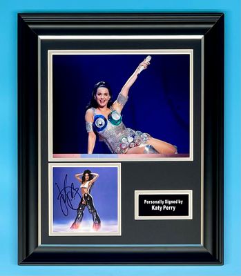 Katy Perry Signed Photo In Luxury Handmade Wooden Frame & AFTAL Member Certificate Of Authenticity Music Memorabilia Autograph 143 Poster