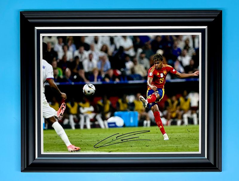 Lamine Yamal Signed Photo In Luxury Handmade Wooden Frame & AFTAL Member Certificate Of Authenticity Spain Poster Football Soccer Memorabilia Autograph